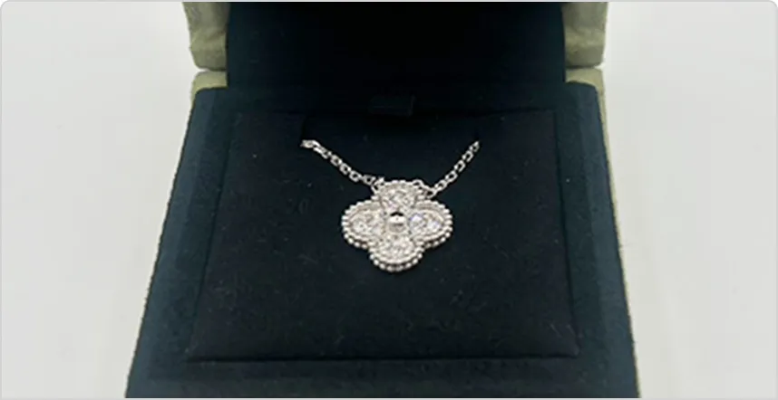 古いモデルでも<br />
高価買取いたします。イメージ