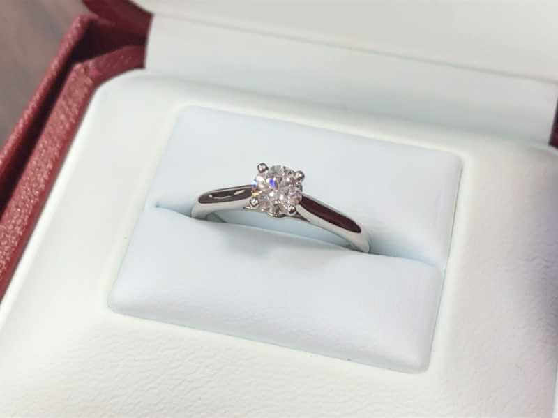 ソリテールリング0.4ct
