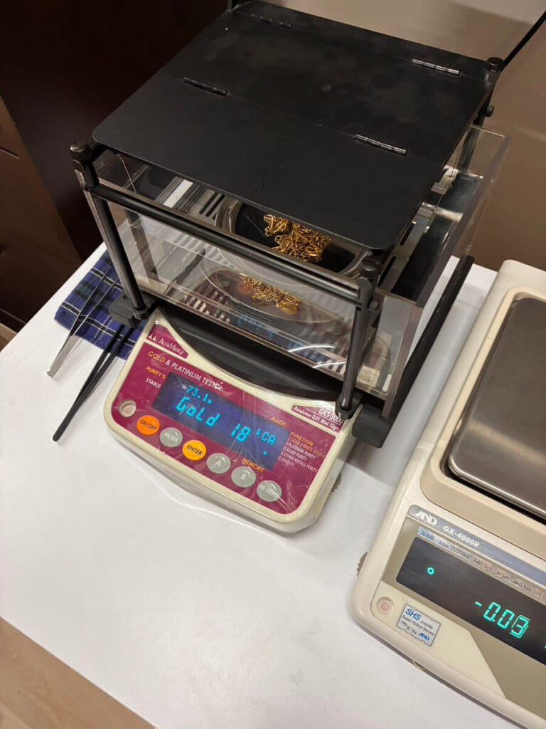 重量と品位（純度）の確認